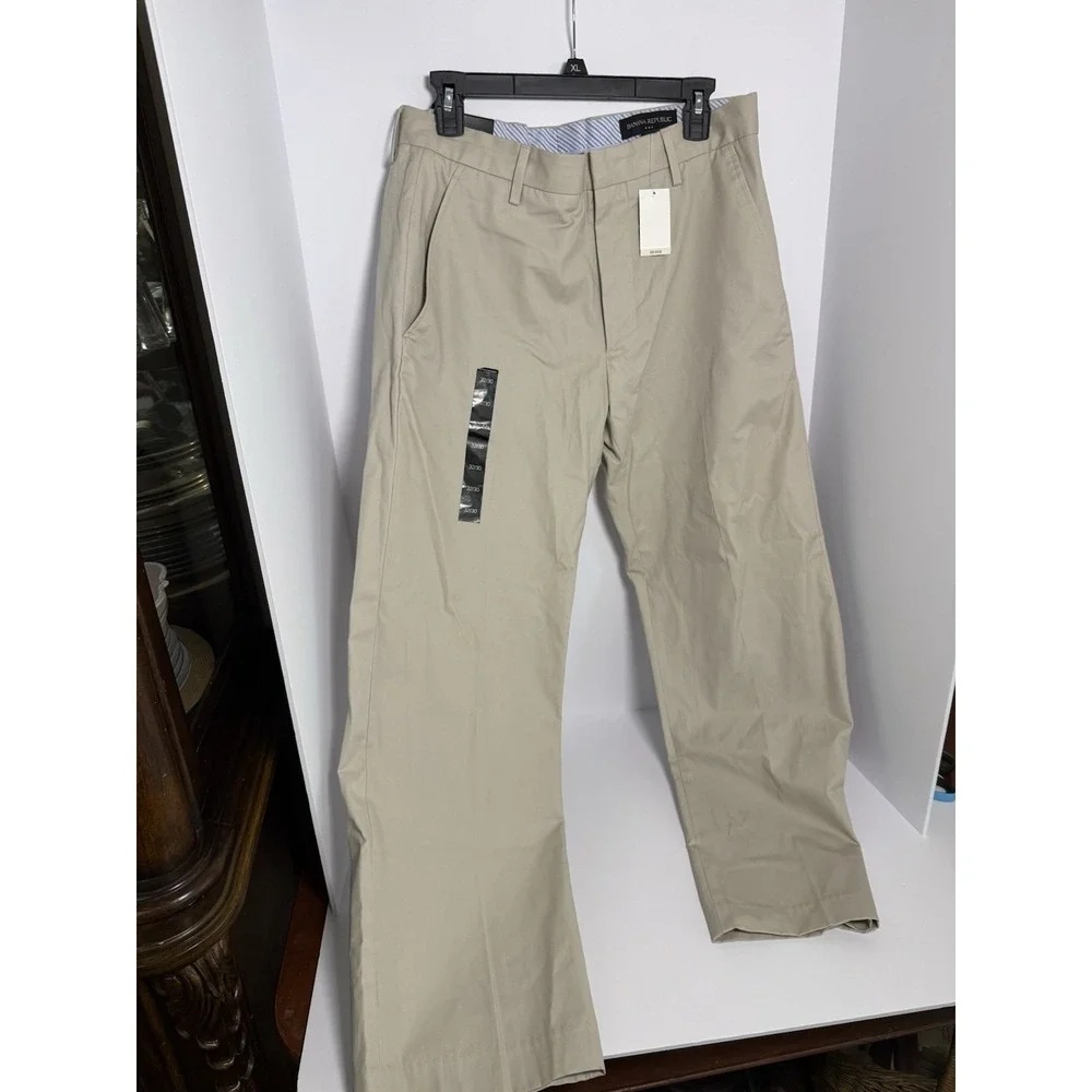 Banana Republic Mens Khaki Pants 32x30 Straight Leg Chino Tan Beige NWT